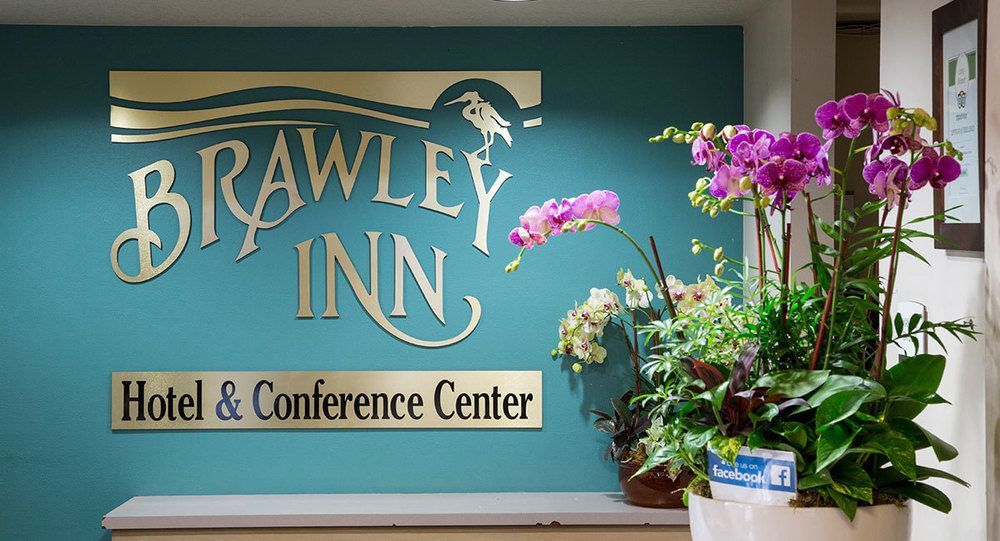 Brawley Inn 3*